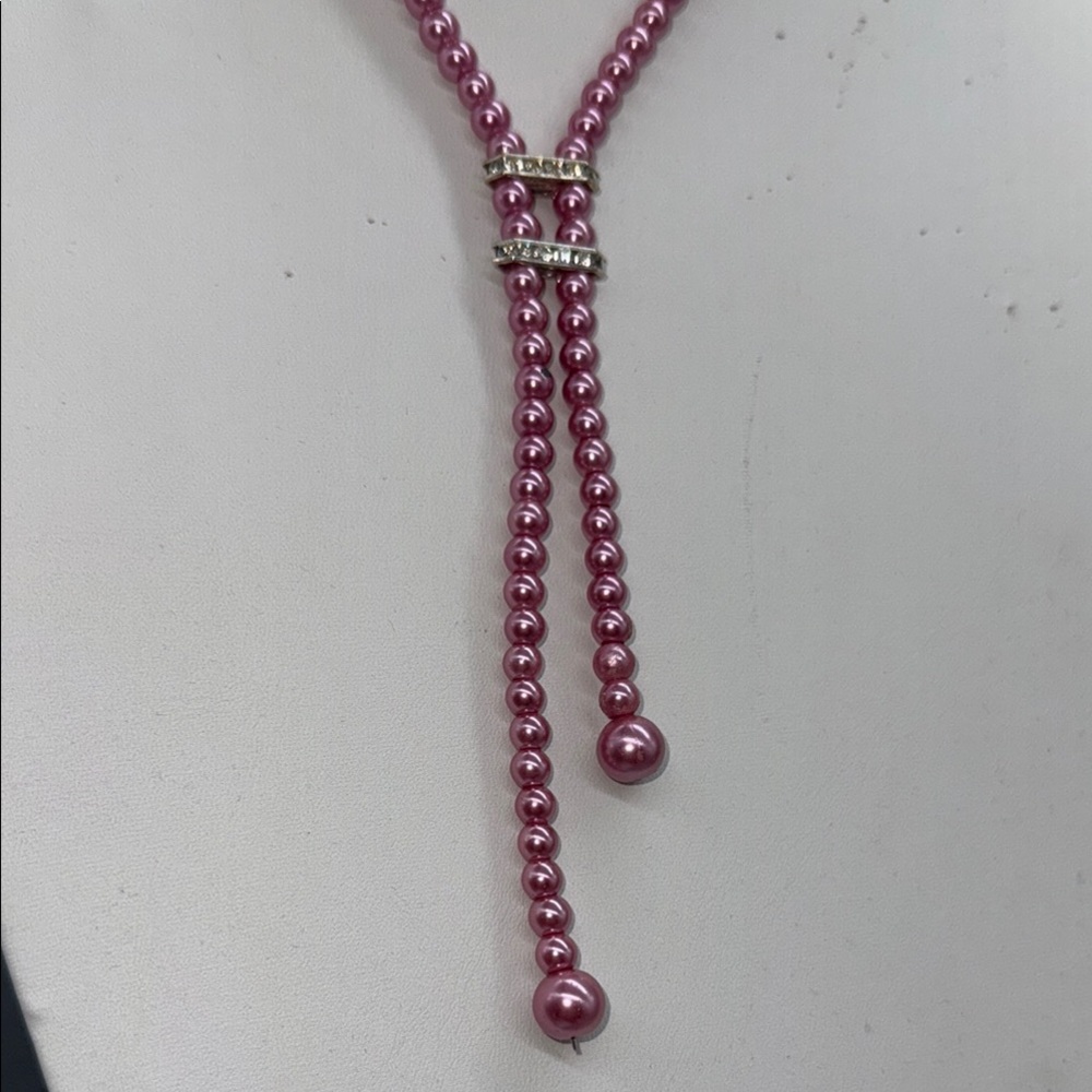 Elegant Pink Beaded Necklace - Picture 1 of 6